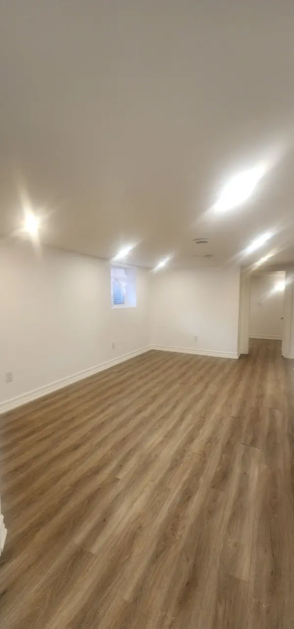 859 Mary ST, Oshawa, ON L1G 5G5