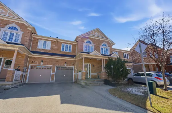 39 Keywood ST, Ajax, ON L1Z 2E5