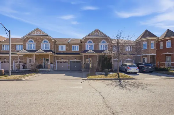 39 Keywood ST, Ajax, ON L1Z 2E5