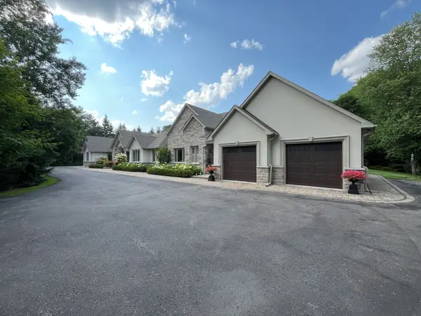 7 Loggers TRL, Whitchurch-stouffville, ON L4A 2L6