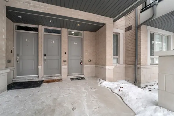 105 Kayla CRES #10, Vaughan, ON L6A 4W3