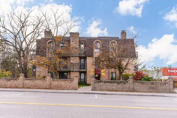 15390 Yonge ST #406, Aurora, ON L4G 1N8