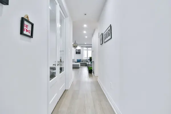 119 Franklin TRL, Barrie, ON L9J 0B1