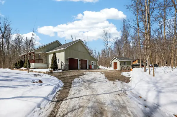 100 Gerhardt RD, Tay, ON L0K 2C0