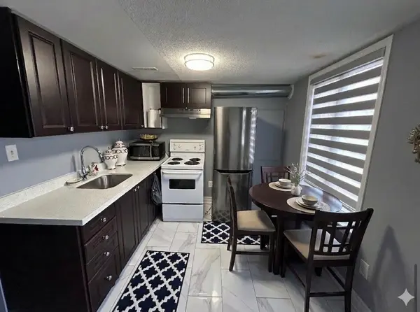 46 Joseph Griffith LN, Toronto W05, ON M3L 0C7