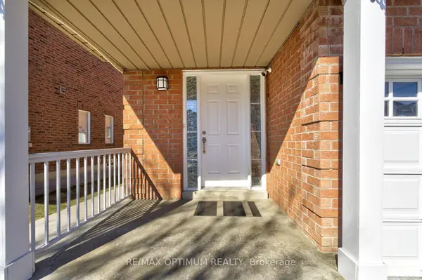 17 Binder Twine TRL, Brampton, ON L6X 4R2