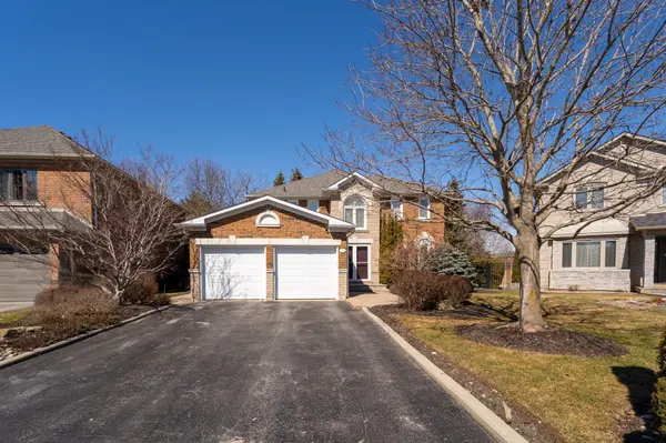 4 Vantagebrook CT, Caledon, ON L7E 1J3