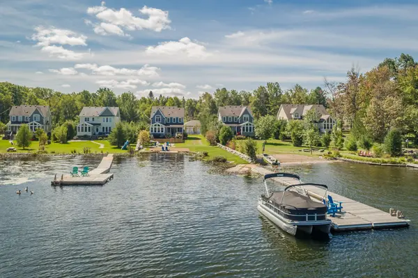 1214 Hamilton RD #7, Minden Hills, ON K0M 2K0