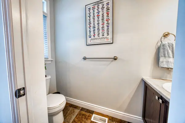 124 Hazlett ST, Loyalist, ON K0H 1G0