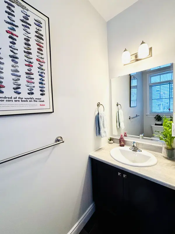 124 Hazlett ST, Loyalist, ON K0H 1G0