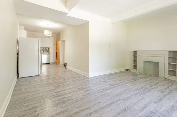 379 Central AVE, London East, ON N6B 2E3