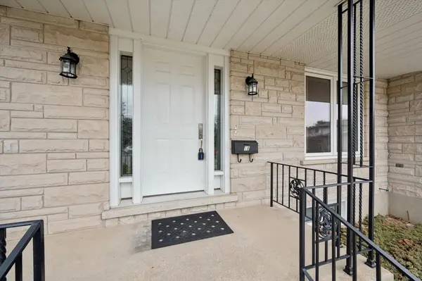 18 Carmine PL, Guelph, ON N1E 3V1