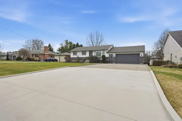 156 St George ST, Central Elgin, ON N5P 2M4