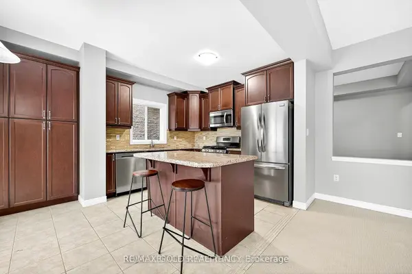 61 Irwin AVE, Hamilton, ON L9K 0E9