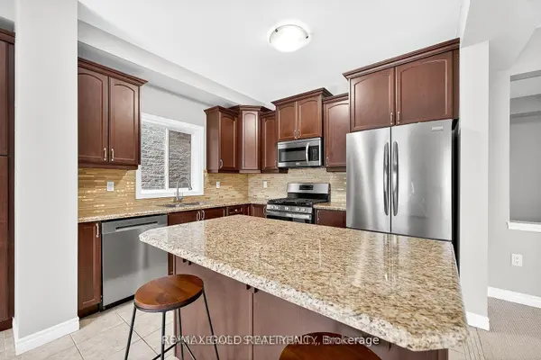 61 Irwin AVE, Hamilton, ON L9K 0E9