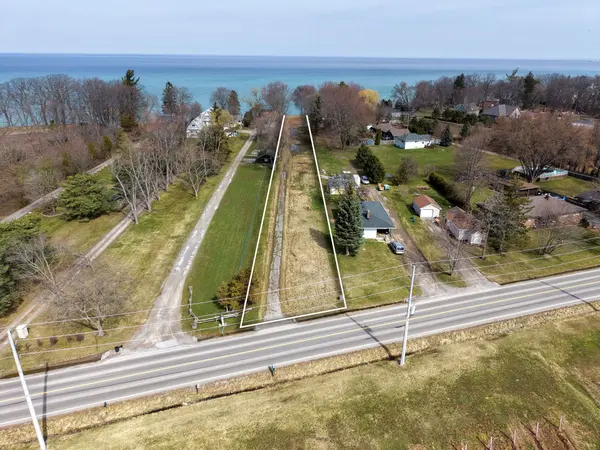 1204 LAKESHORE RD W, St. Catharines, ON L2R 6P9