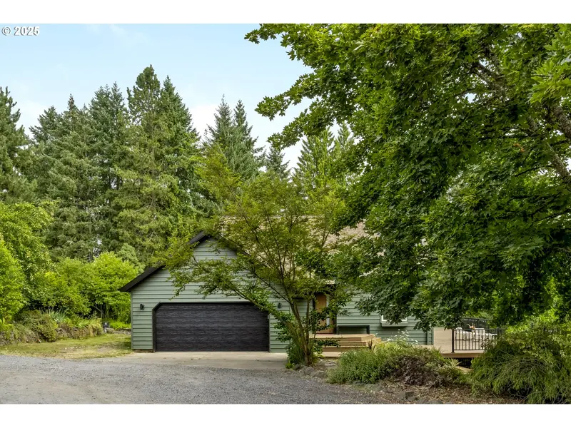10623 NE FOX FARM RD, Dundee, OR 97115
