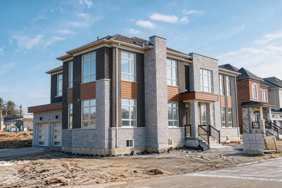 8 Tarbox AVE, Caledon, ON L7C 0A8