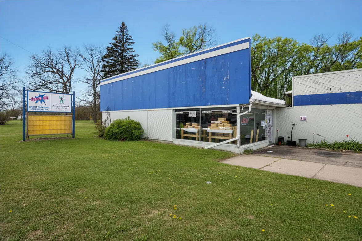 316 W Parkdale AVE, Manistee Twp, MI 49660