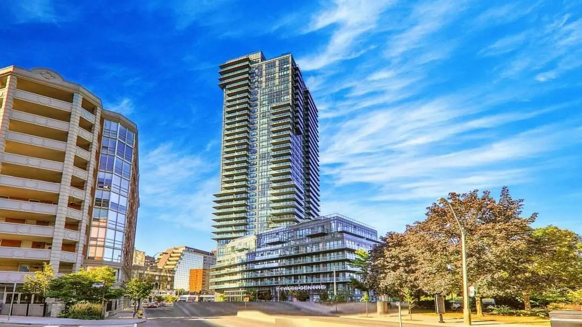 825 Church ST #3707, Toronto C09, ON M4W 3Z4