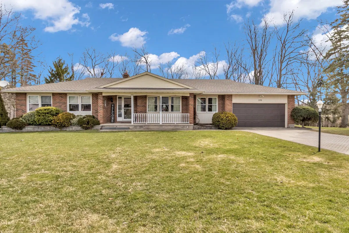 370 STATION ST, North Middlesex, ON N0M 2K0