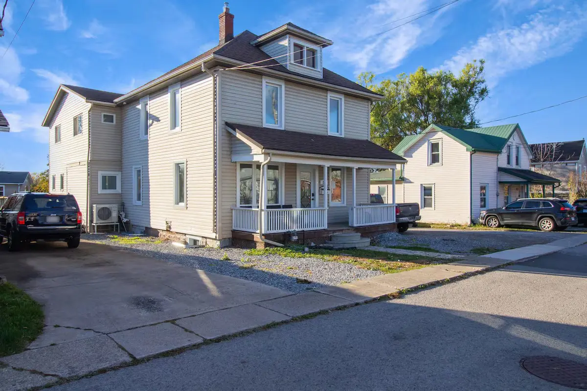 34 Church ST, Port Colborne, ON L3K 2M4