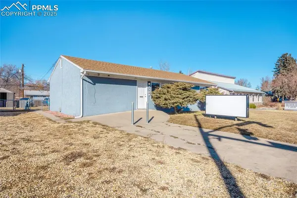 1710 N Circle DR, Colorado Springs, CO 80904