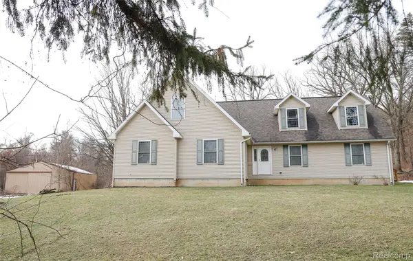 2755 Curtis RD, Addison Township, MI 48367