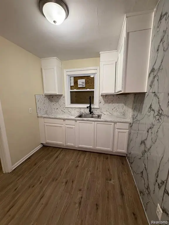 6106 Cadieux RD, Detroit, MI 48224