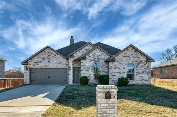 3741 Cecelia Lane, Forest Hill, TX 76140