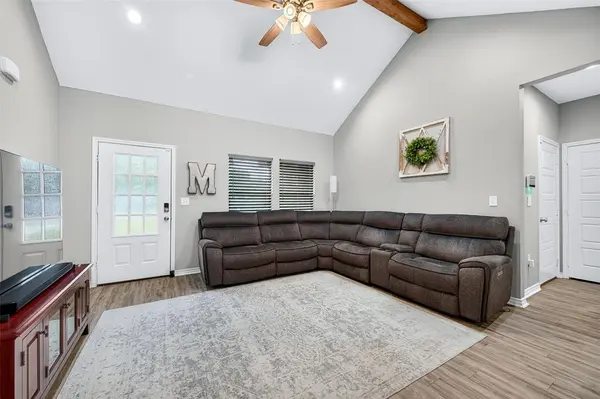 307 Brockett Street, Collinsville, TX 76233