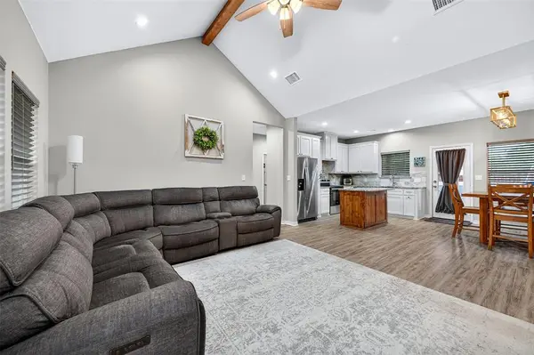 307 Brockett Street, Collinsville, TX 76233