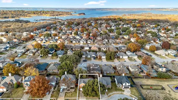 1804 Hunters Ridge Drive, Grapevine, TX 76051