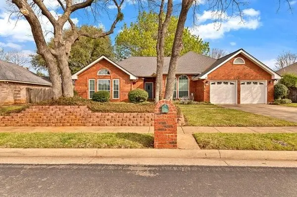 504 Anthony Drive, Euless, TX 76039