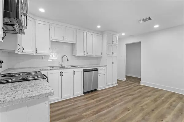 324 N Andrews Avenue, Sherman, TX 75090