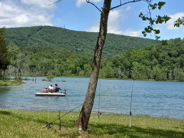 507 Faith Cove DR, Sandy Level, VA 24161