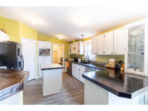 2225 TERRA LEA CT, La Grande, OR 97850