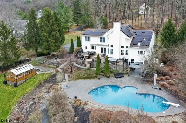 237 Musconetcong River Road, Lebanon Twp., NJ 07882