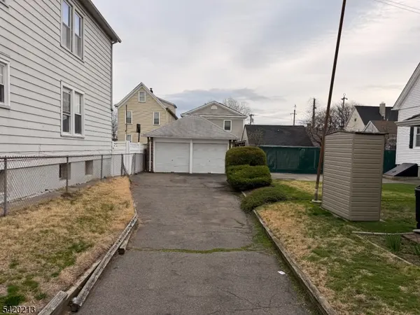 121 Halstead Ave, Wallington Boro, NJ 07057