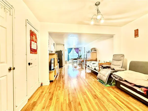 3165 Nostrand AVE #1N, Brooklyn, NY 11229