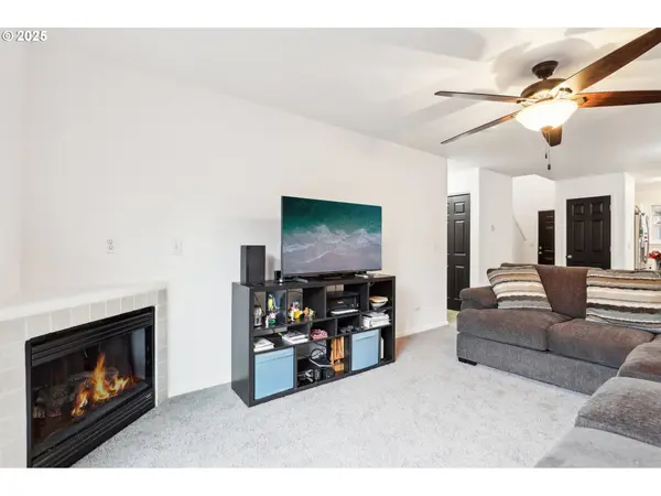 19153 SE YAMHILL ST #21, Portland, OR 97233