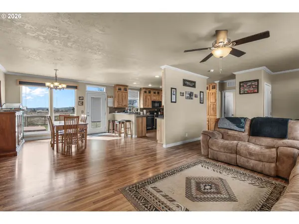 4886 NW MINT LN, Prineville, OR 97754