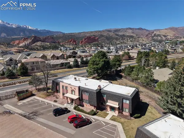 2973 Mesa RD #A, Colorado Springs, CO 80904