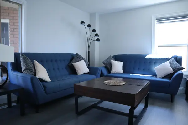 10 Elephant Hill DR, Clarington, ON L1C 4M5