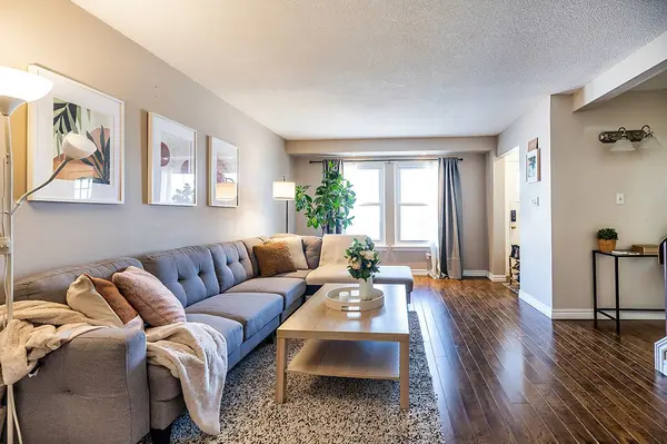 976 Southport DR, Oshawa, ON L1H 8A3