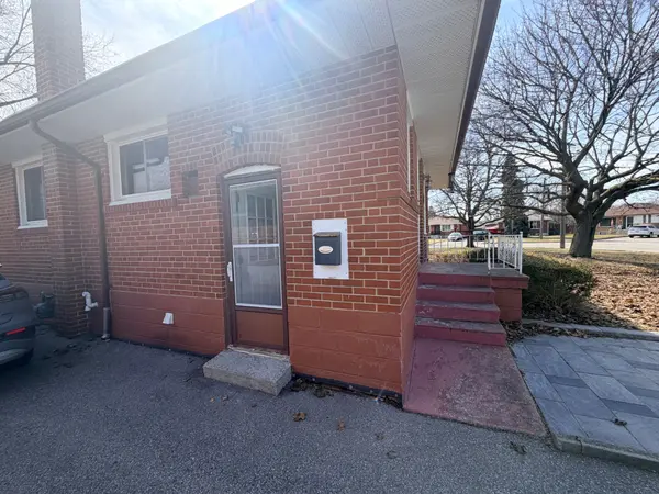 59 Christina CRES #BSMT, Toronto E04, ON M1R 4H7