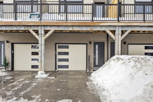 540 Essa RD #2, Barrie, ON L9J 0H2