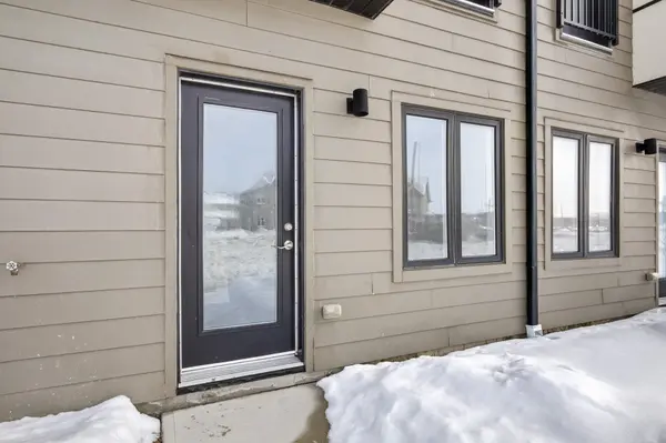 540 Essa RD #2, Barrie, ON L9J 0H2