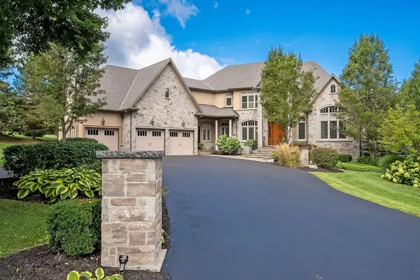 2319 Kilbride ST, Burlington, ON L7P 0H7