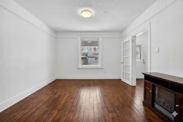 53-55 Wellington ST, Halton Hills, ON L7J 2H1